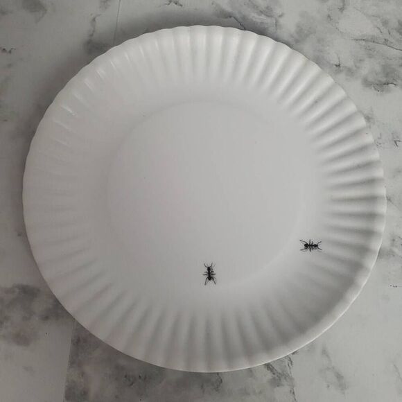 Small Ant Plate - Picture 1 of 8